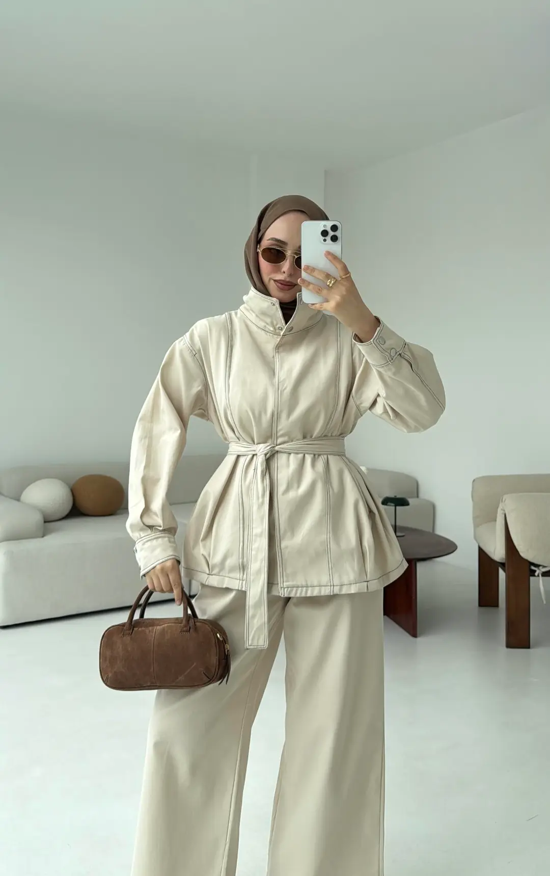 Kontrast Dikişli Gabardin Takım Bej