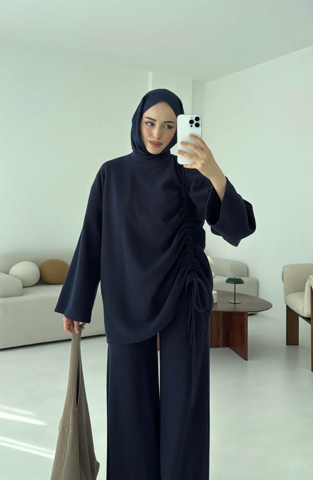 Bluzu Yandan Biyeli Takım Lacivert