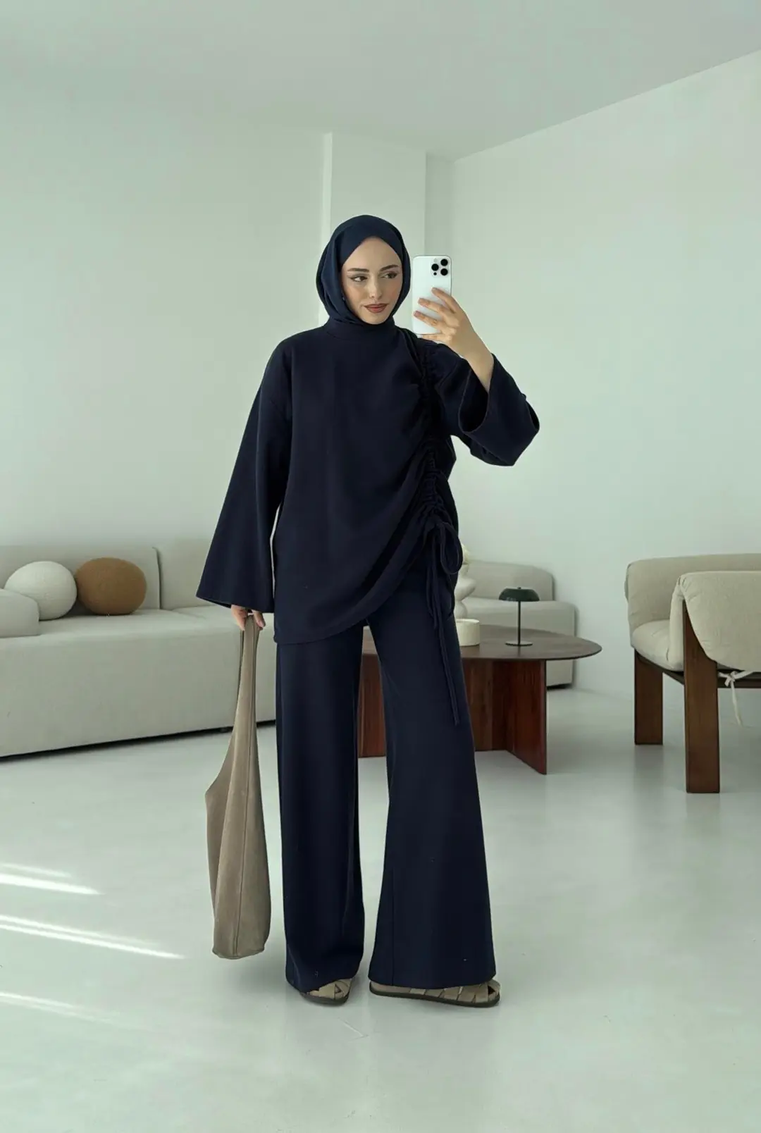 Bluzu Yandan Biyeli Takım Lacivert