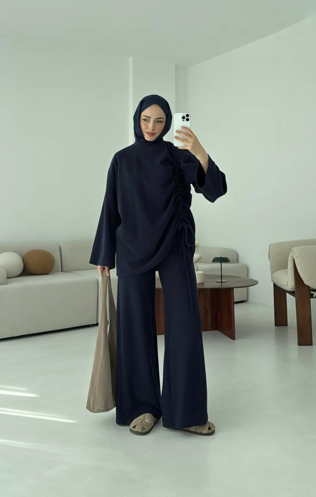 Bluzu Yandan Biyeli Takım Lacivert