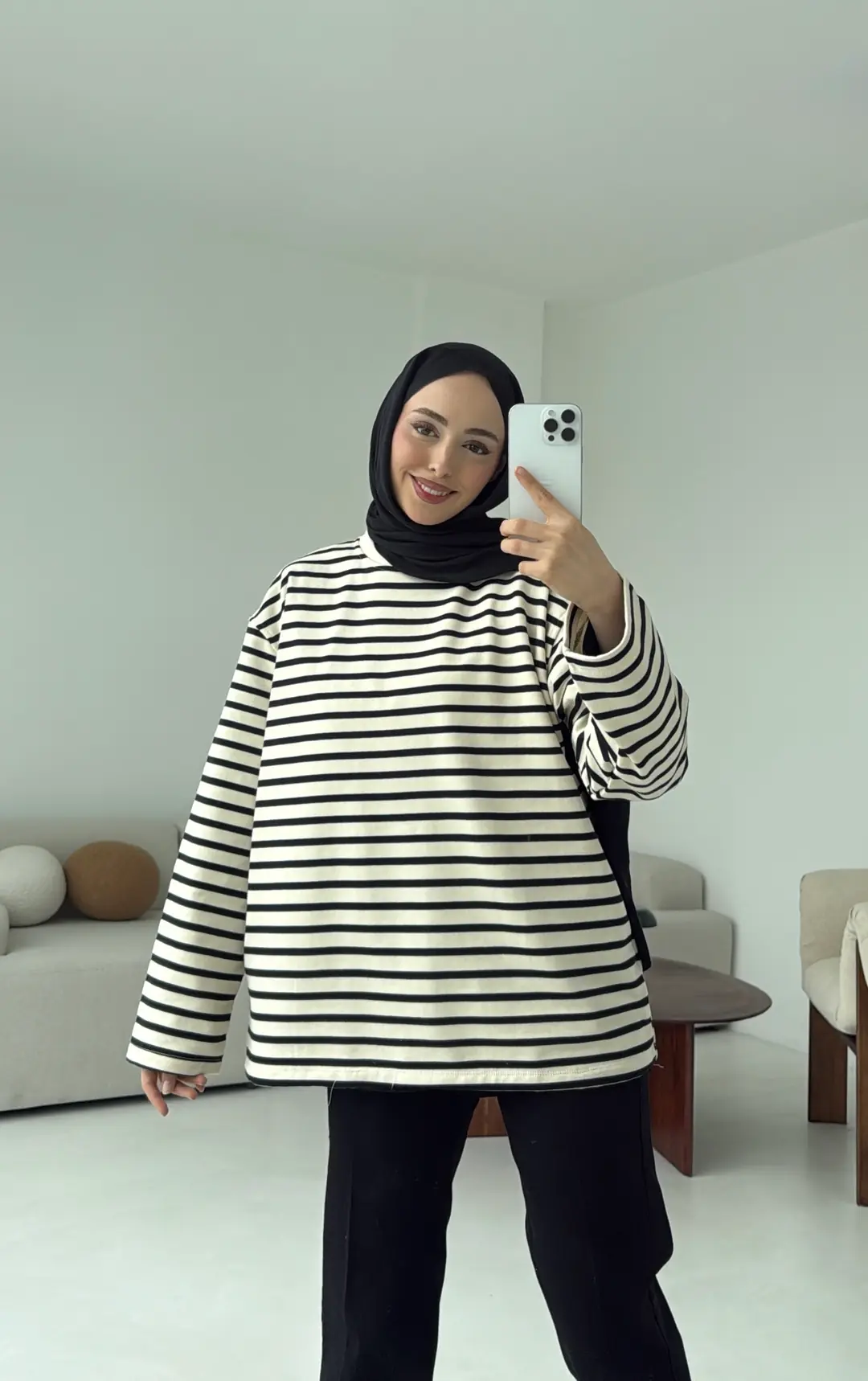 Siyah Çizgili Sweat