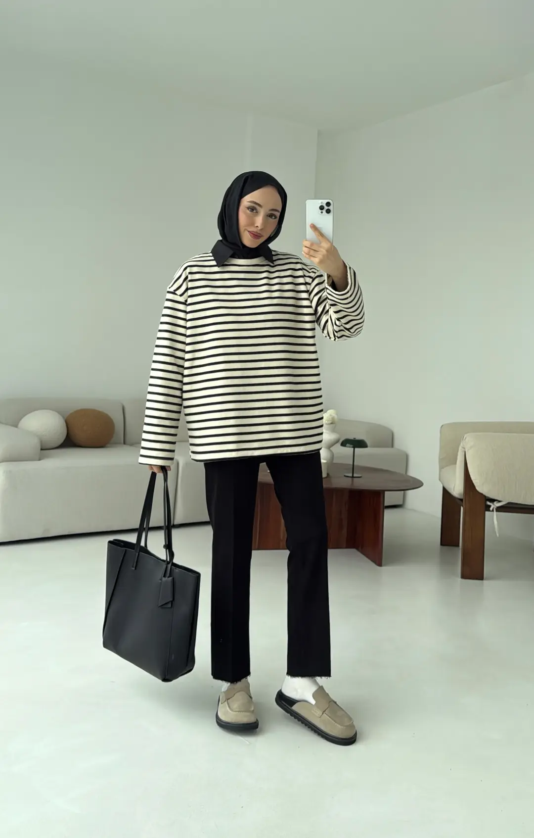Siyah Çizgili Sweat