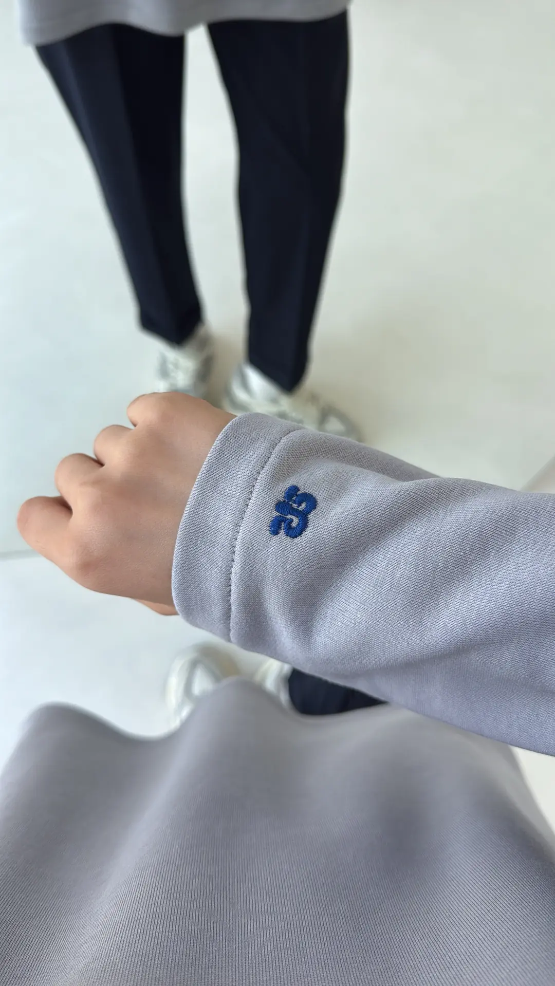 Nakışlı Oversize Sweatshirt Gri