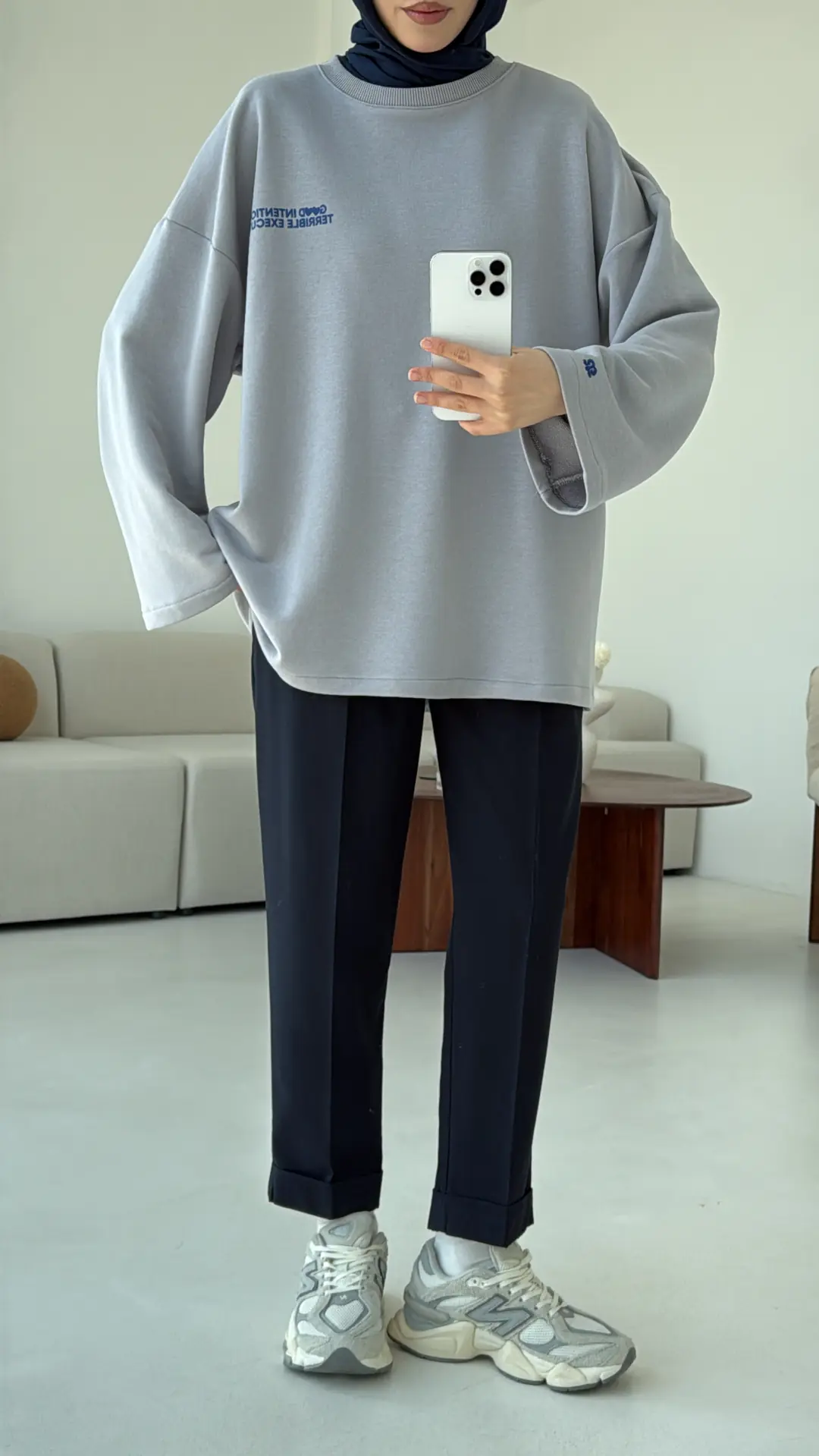 Nakışlı Oversize Sweatshirt Gri