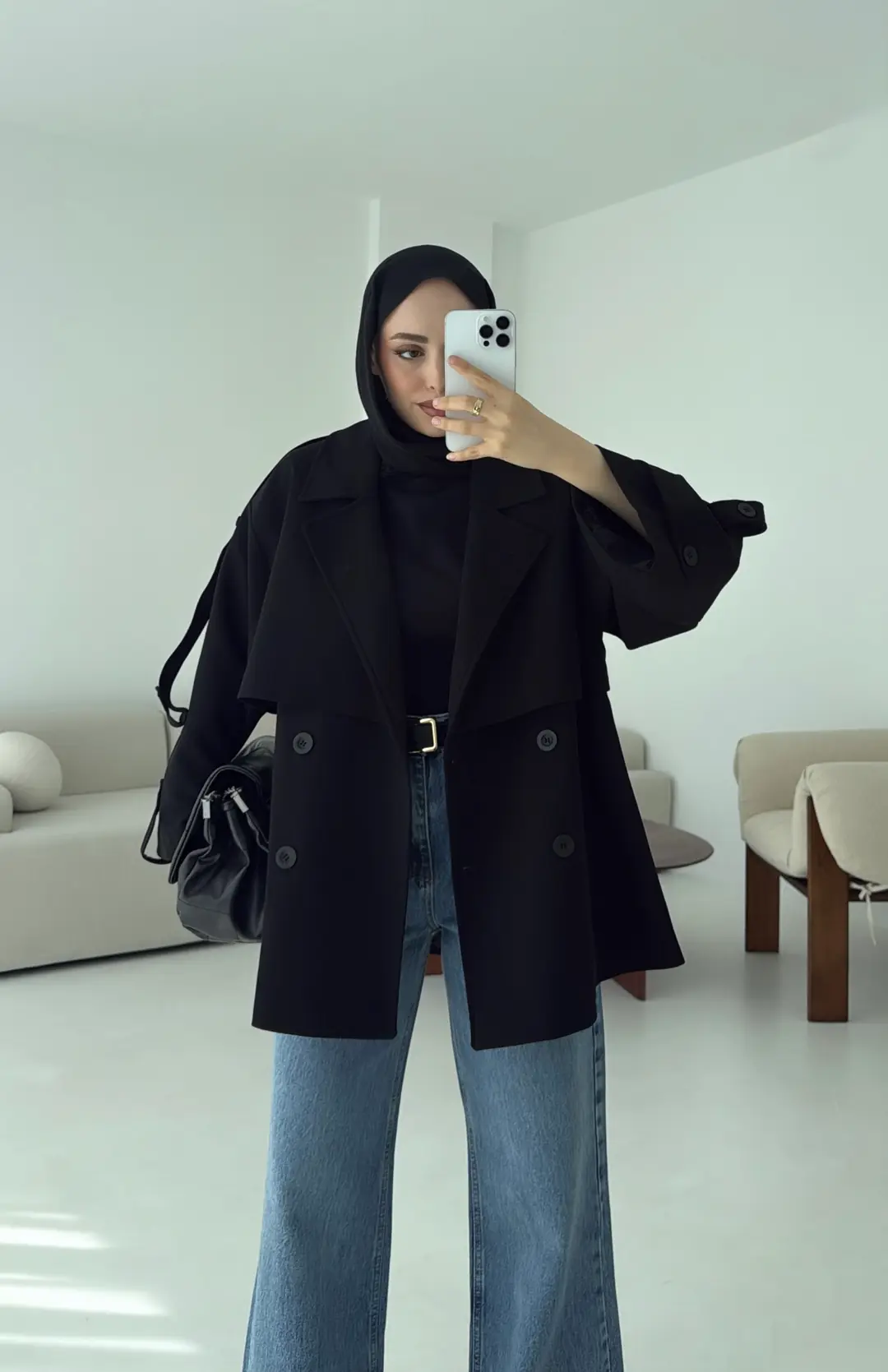 Siyah Bağlamalı Trençkot