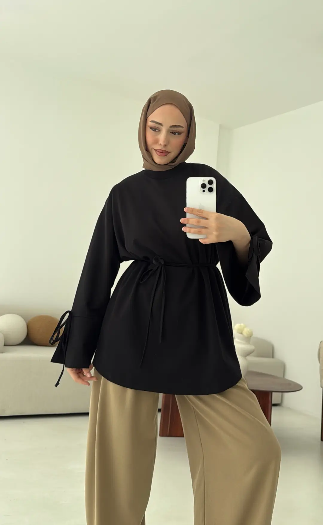 Manşeti Yırtmaçlı Sweat Siyah