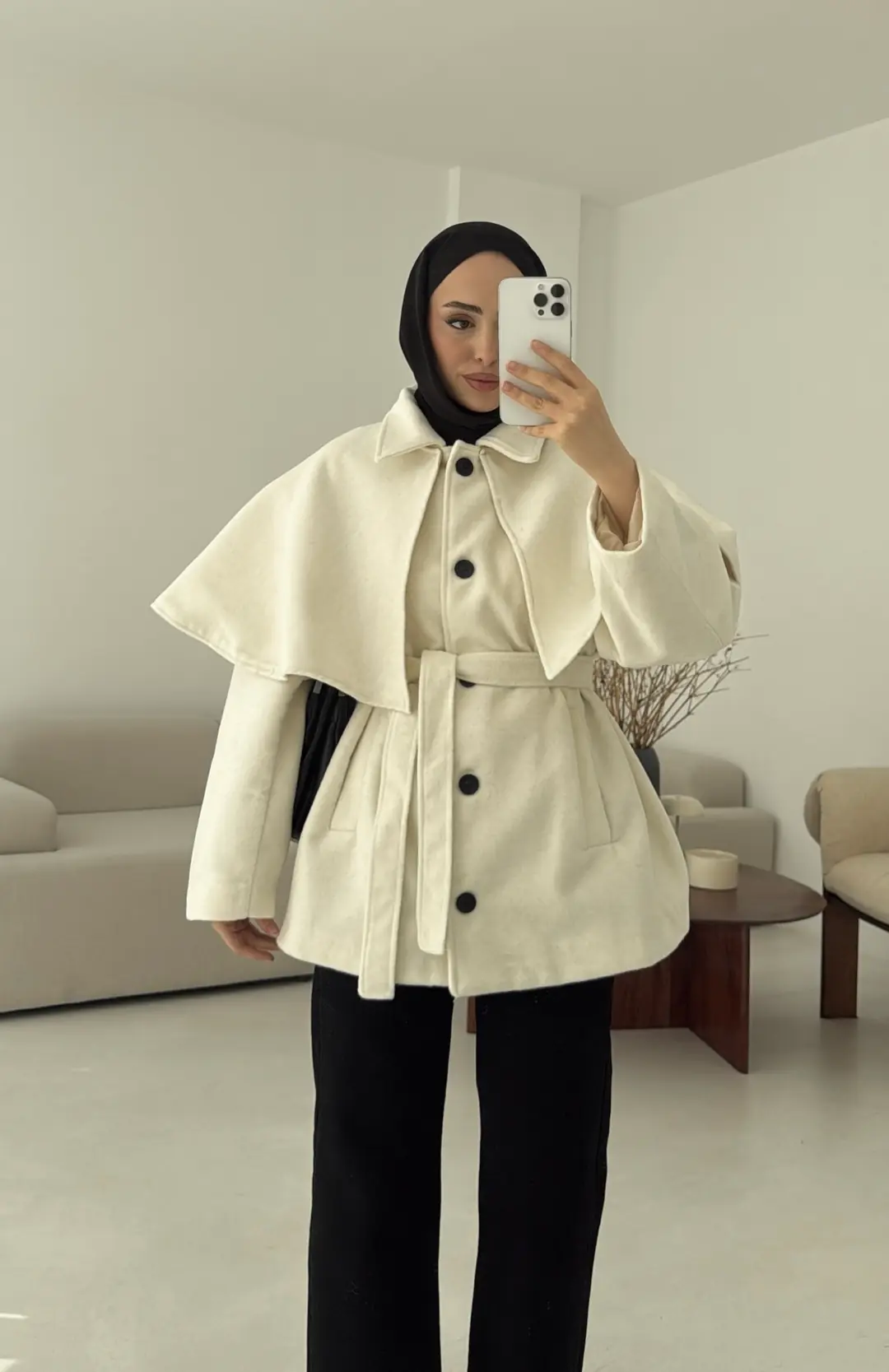 Pelerin Detay Kaşe Kaban Kırık Beyaz