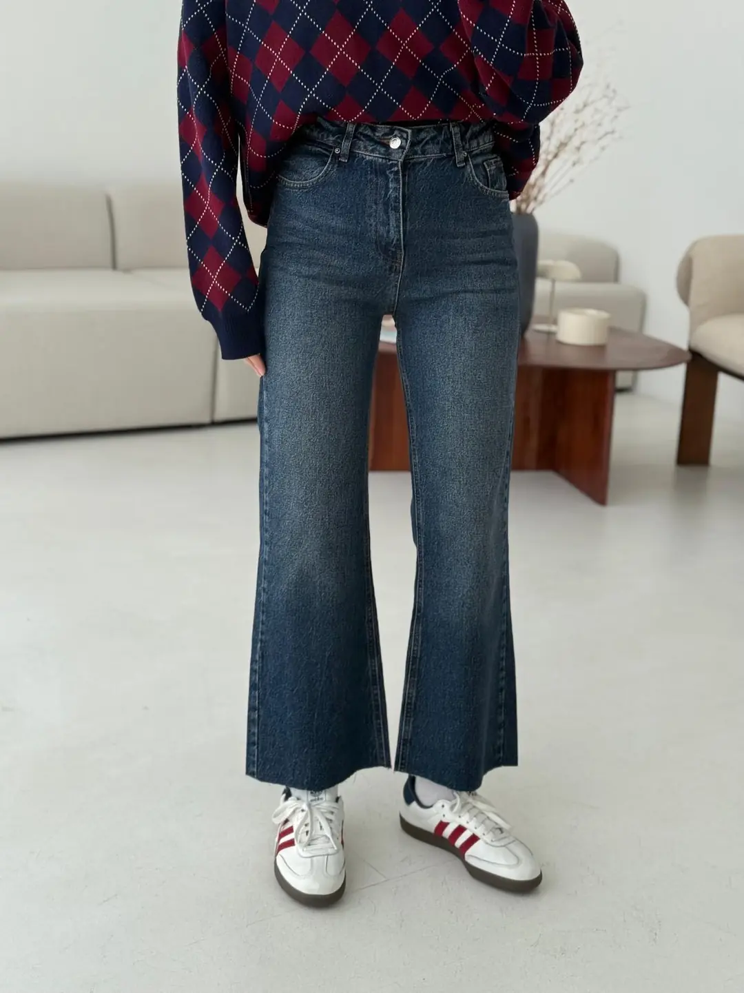 Premium Paçası Kesik Hafif İspanyol Jean R249