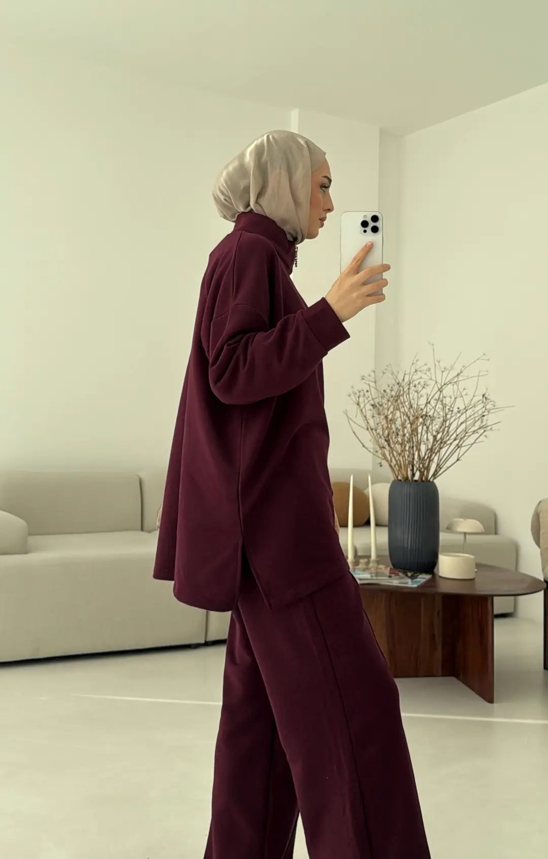 Yüksek Yaka Fermuarlı Takım Bordo