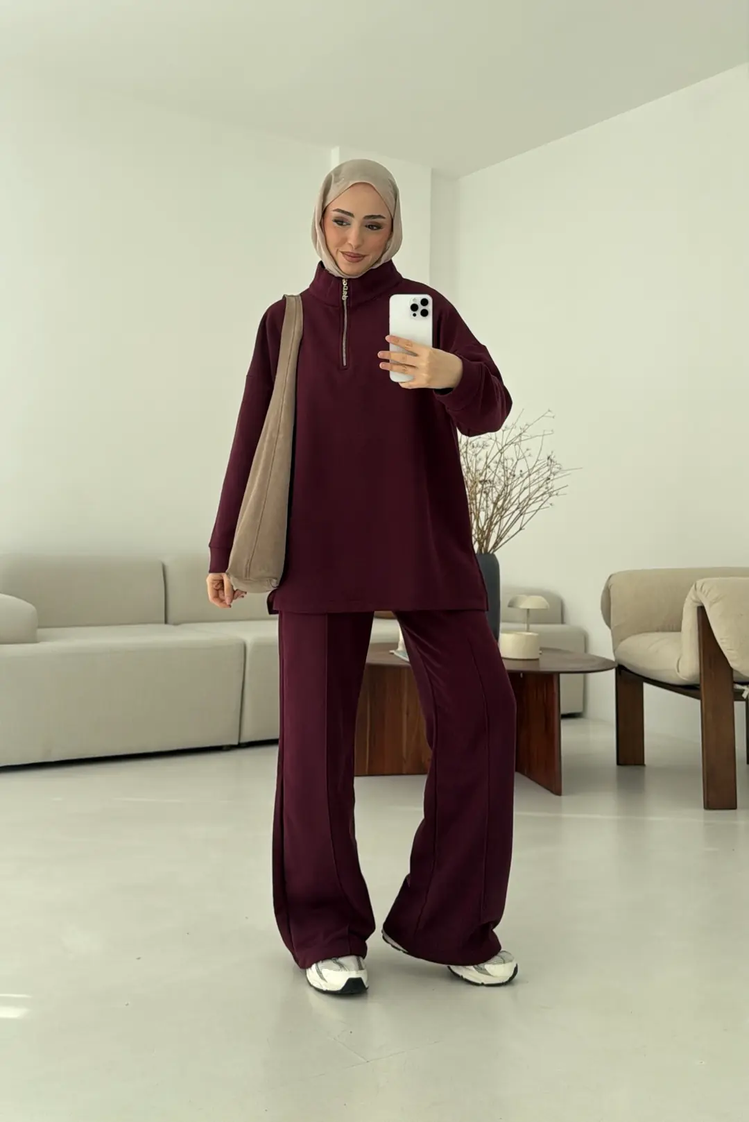 Yüksek Yaka Fermuarlı Takım Bordo