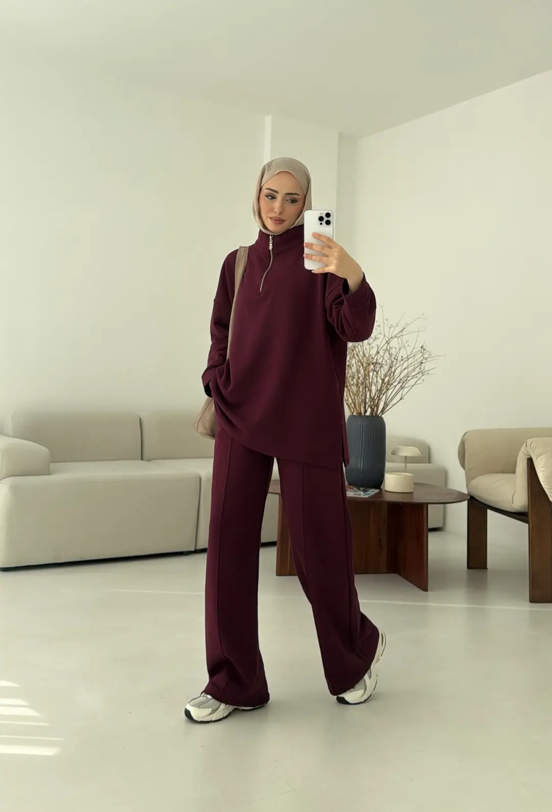 Yüksek Yaka Fermuarlı Takım Bordo