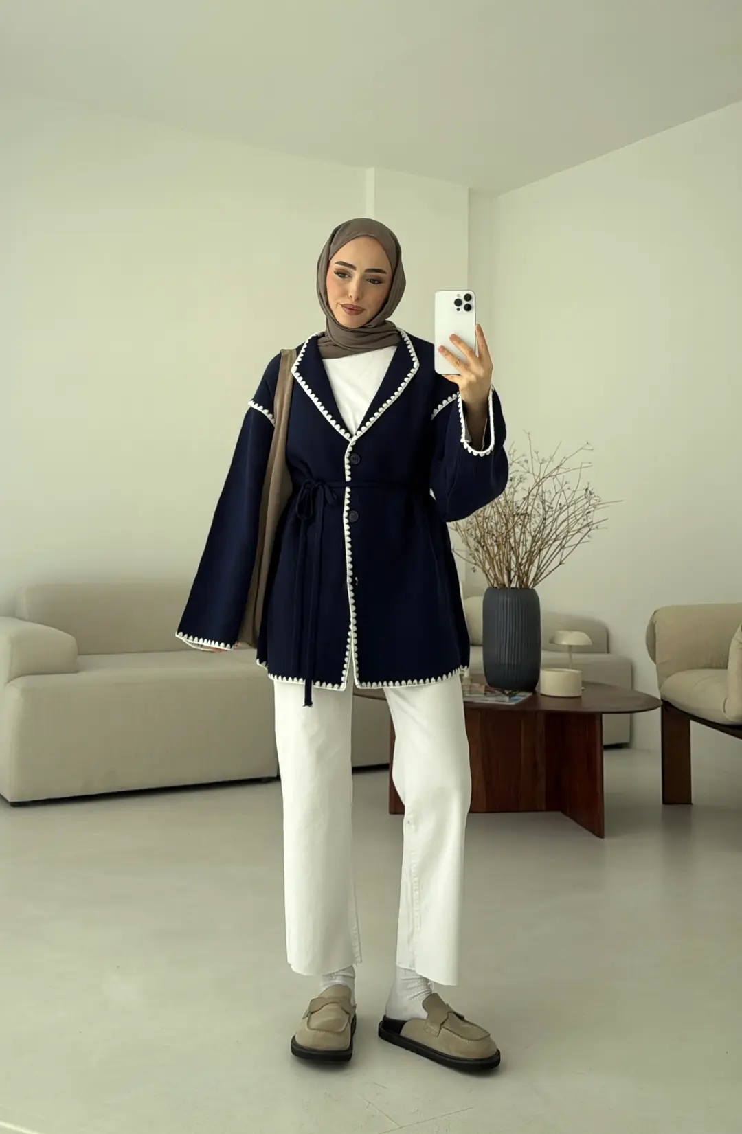 Biye İşleme Detaylı Sık Örme Hırka Lacivert