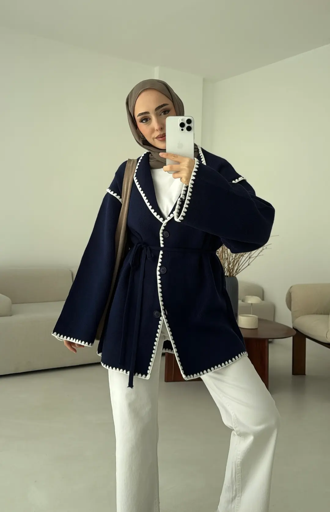 Biye İşleme Detaylı Sık Örme Hırka Lacivert