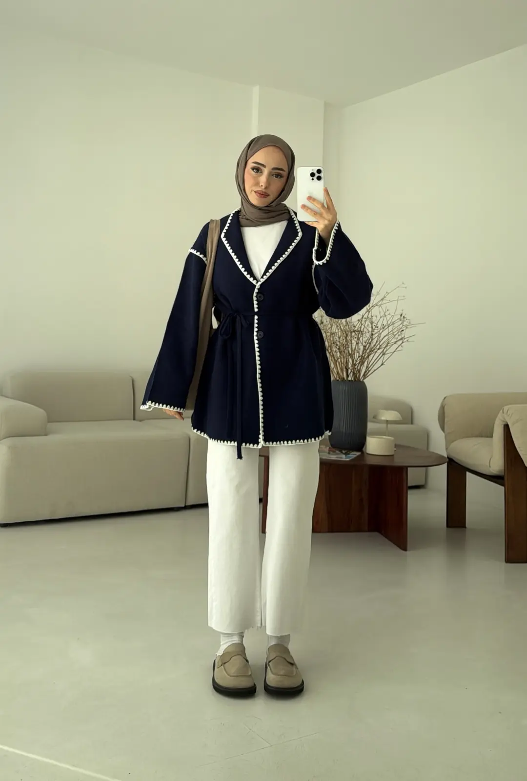 Biye İşleme Detaylı Sık Örme Hırka Lacivert