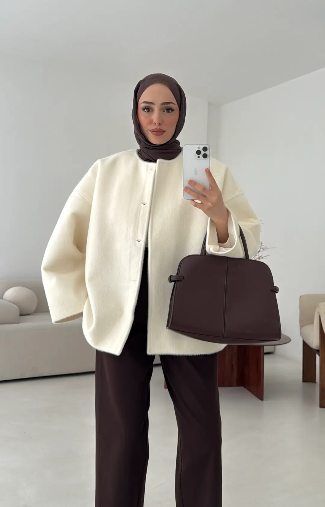 Kemerli Gizli Düğmeli Kaşe Kaban