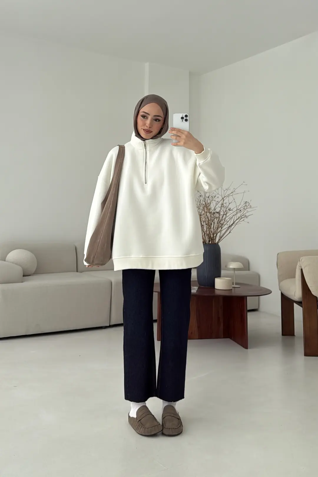 Yarım Fermuarlı Ekru Sweat