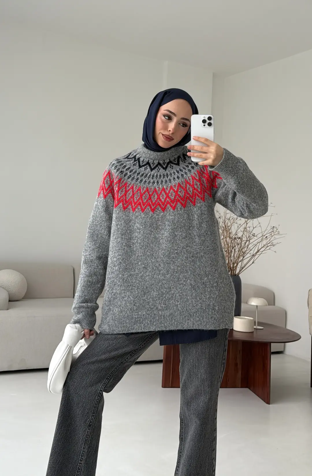 Gri Kırmızı Geçişli Triko Kazak