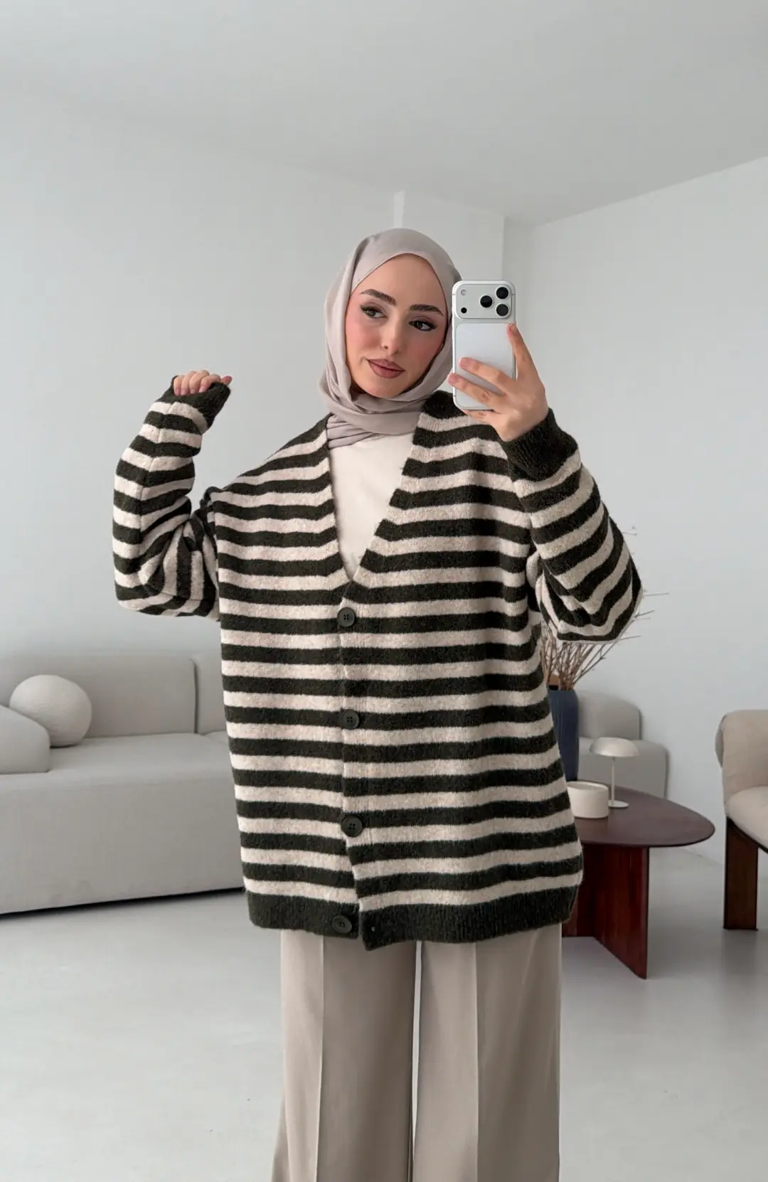 Haki/bej Çizgili Triko Hırka