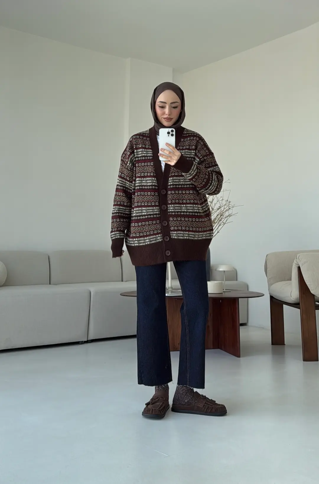 Kahve Desenli Örgü Hırka