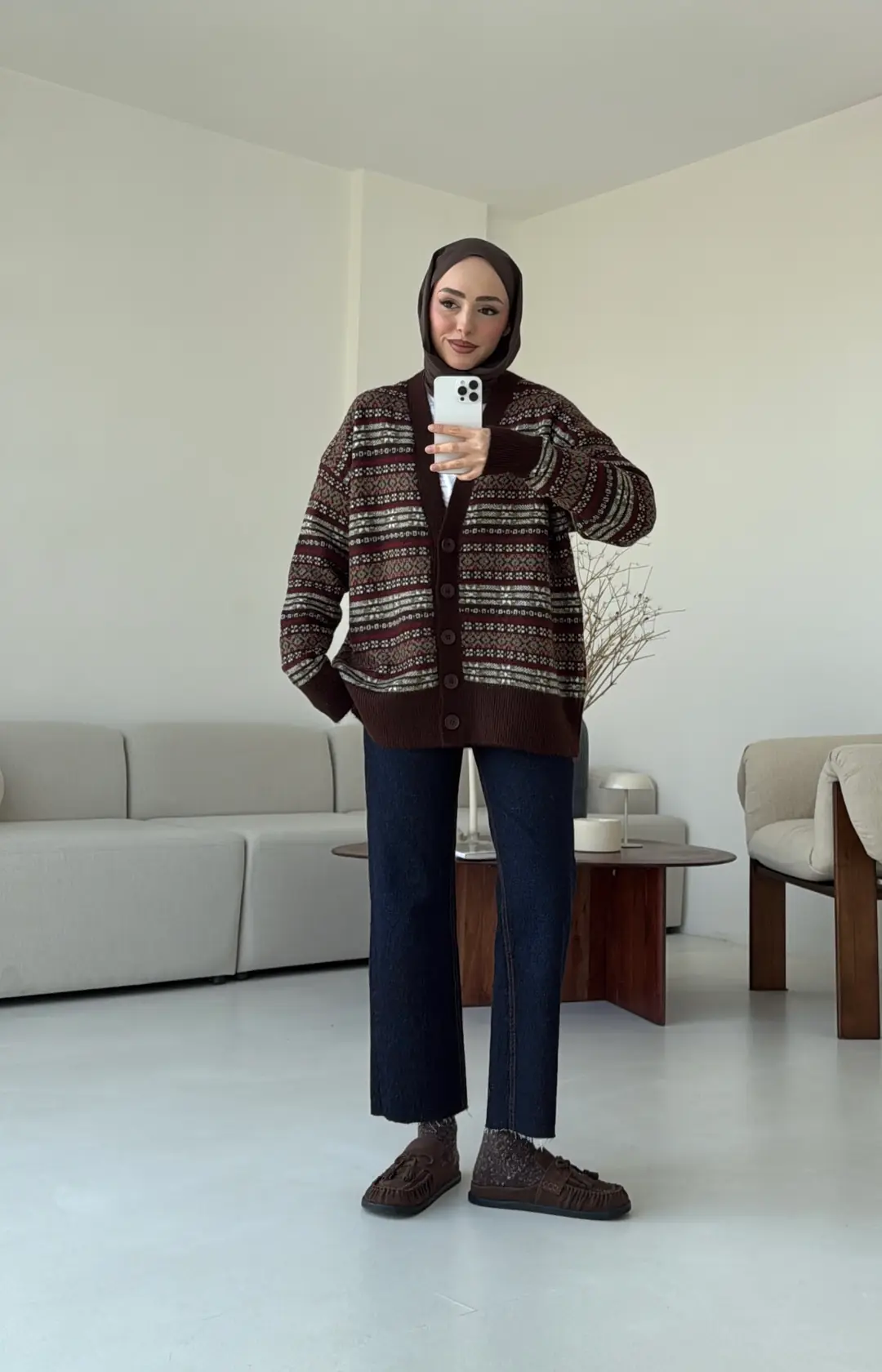 Kahve Desenli Örgü Hırka
