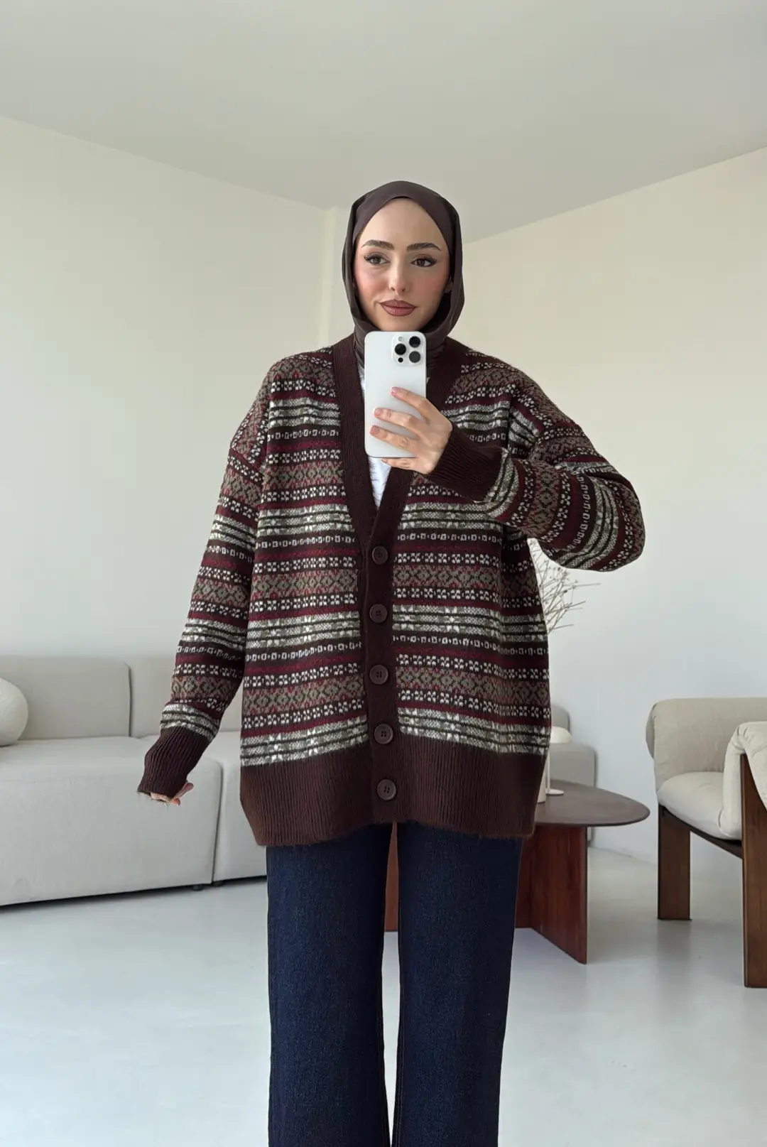 Kahve Desenli Örgü Hırka