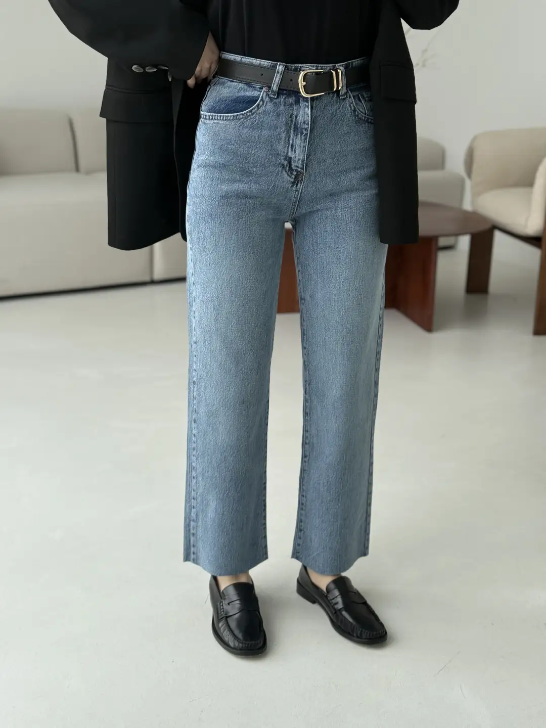 Premium Paçası Kesik Kemerli Jean 123-1