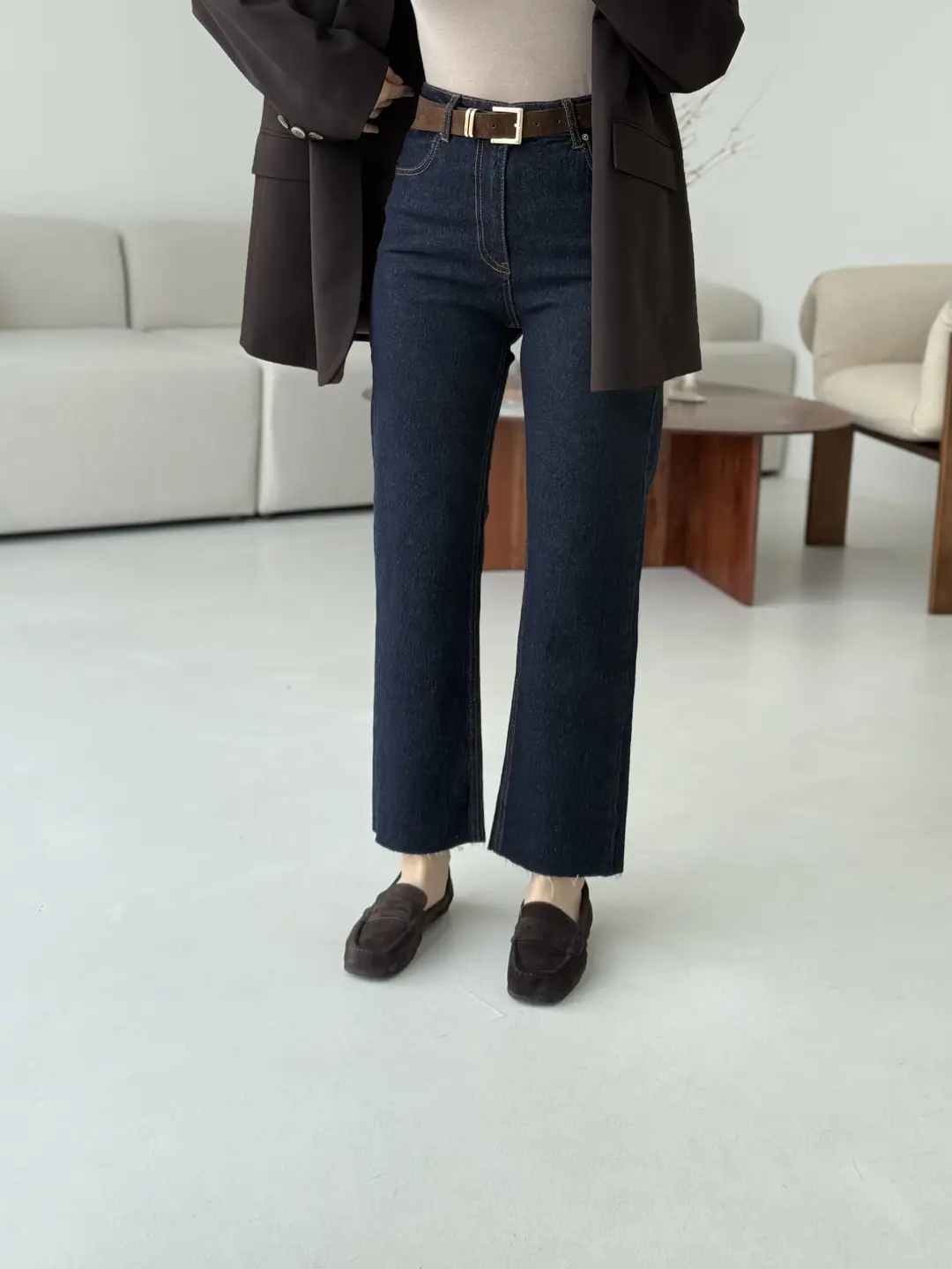 Premium Paçası Kesik Kemerli Jean R-171