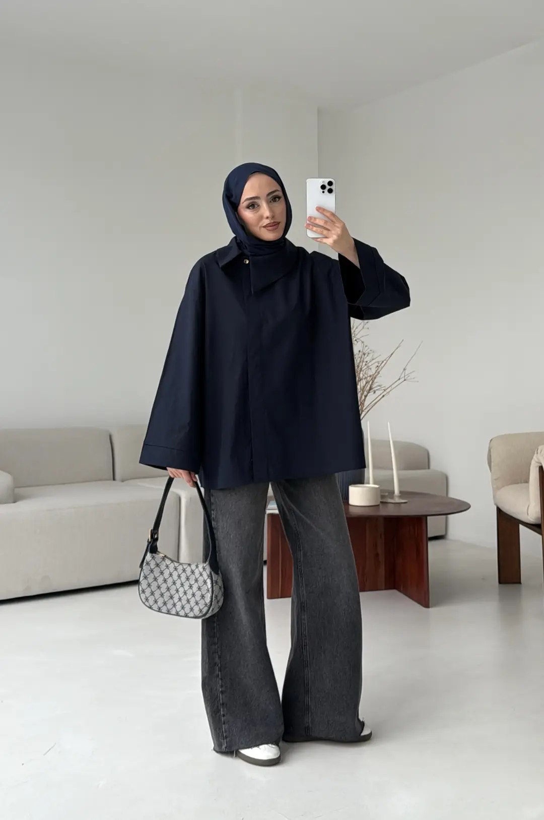 Asimetrik Yaka Oversize Gömlek Lacivert
