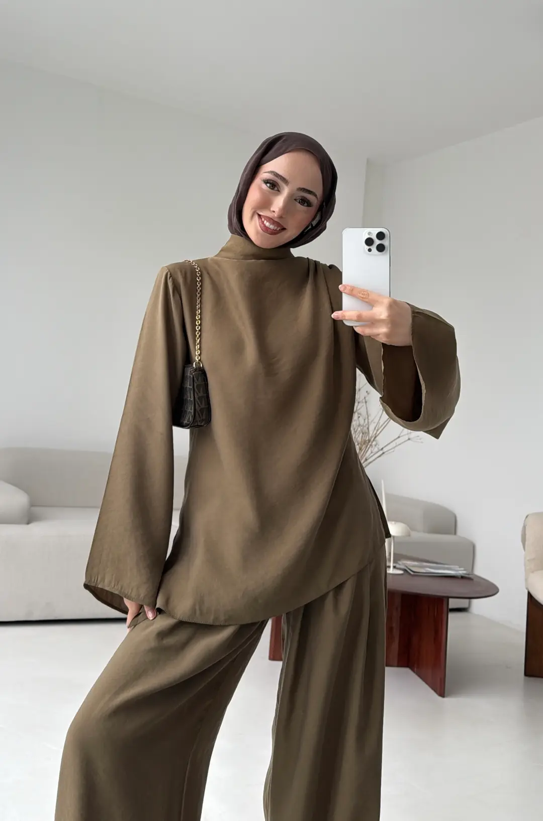 Drape Yaka Asimetrik Kesim Takım Olive