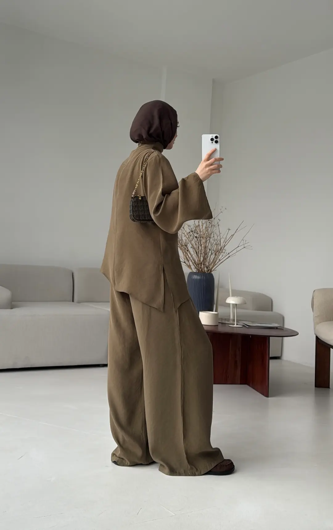 Drape Yaka Asimetrik Kesim Takım Olive