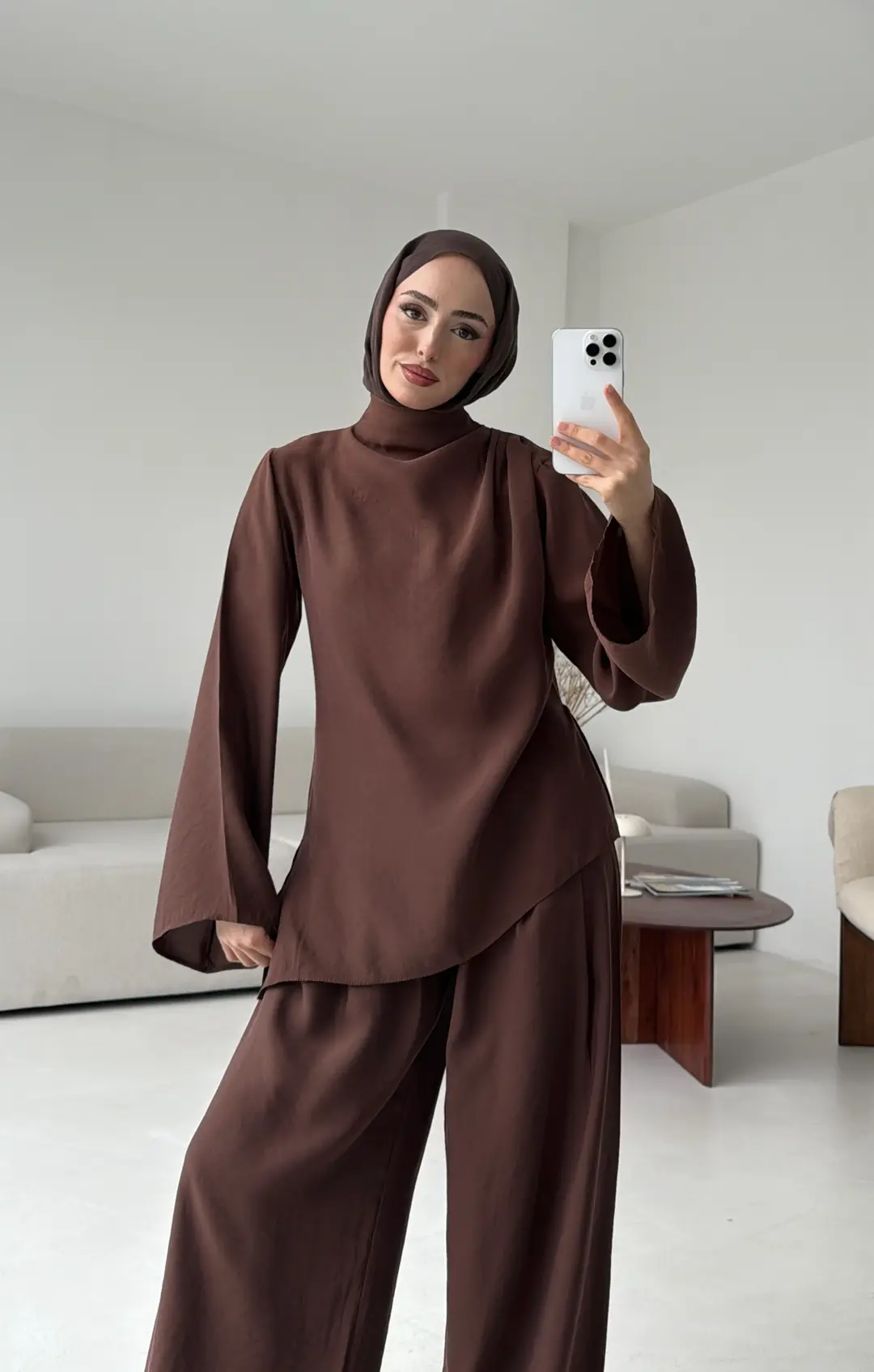 Drape Yaka Asimetrik Kesim Takım Kahve