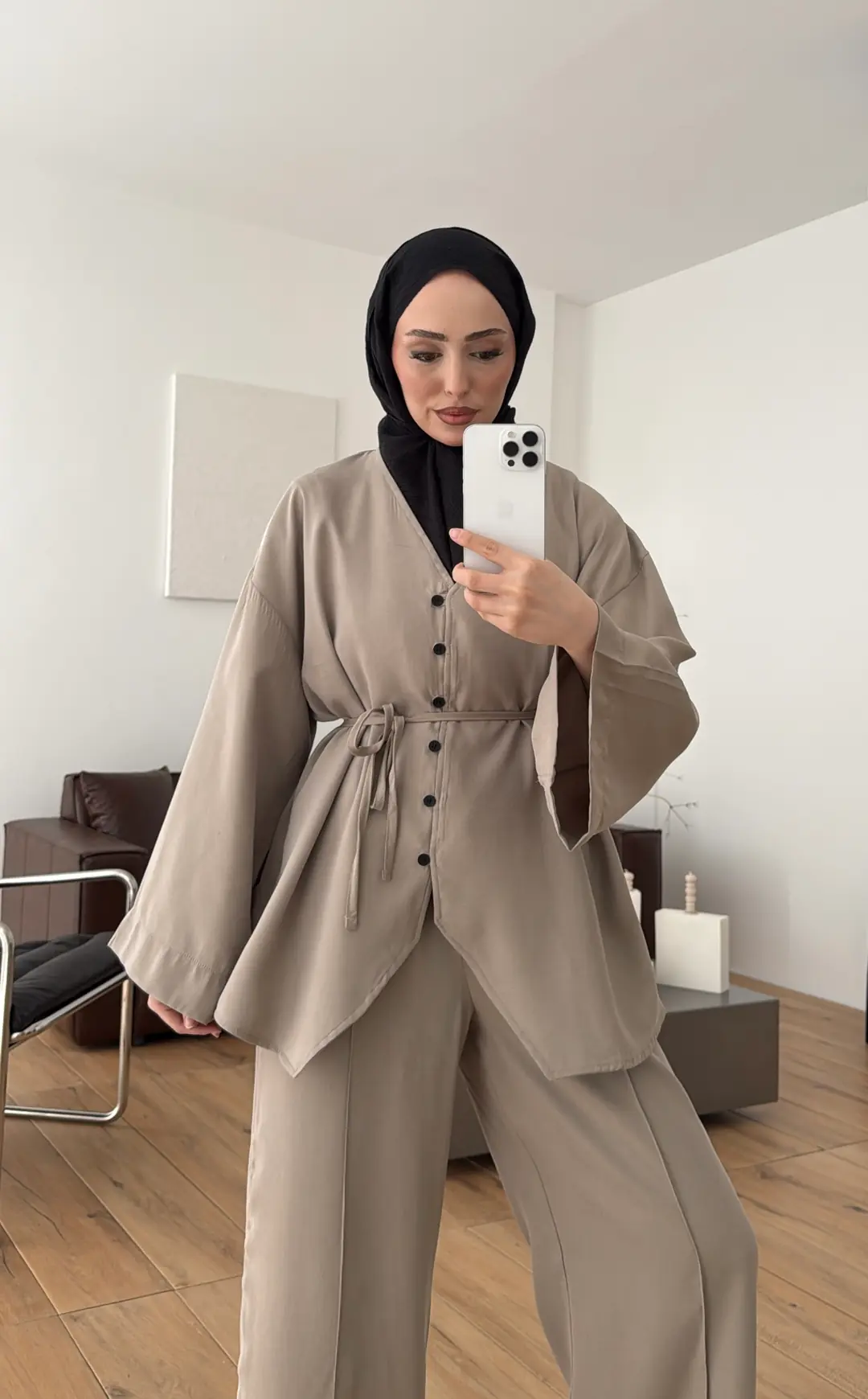 Düğmeli Takım Vizon
