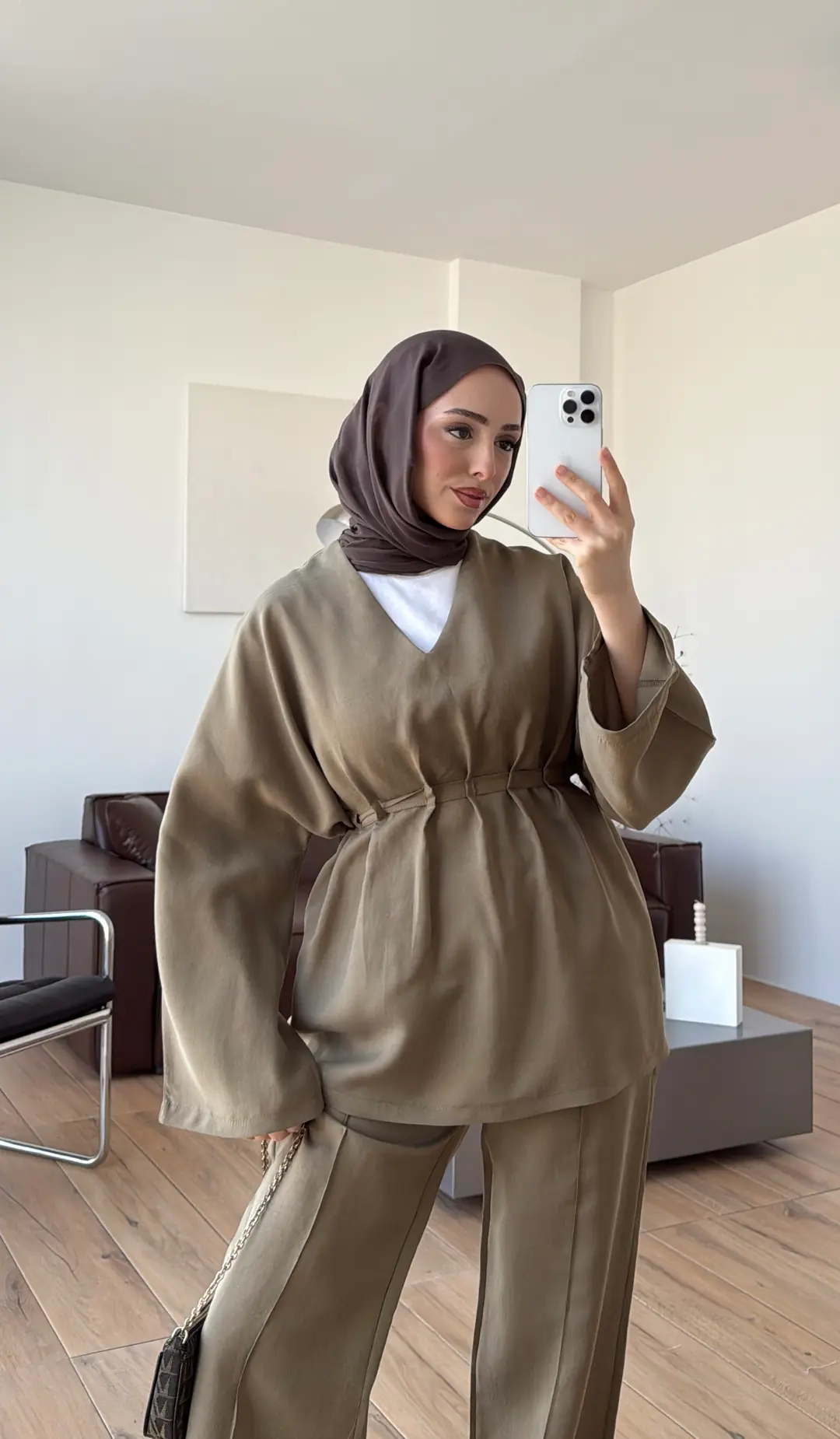 V Yaka Pantolon Takım Olive