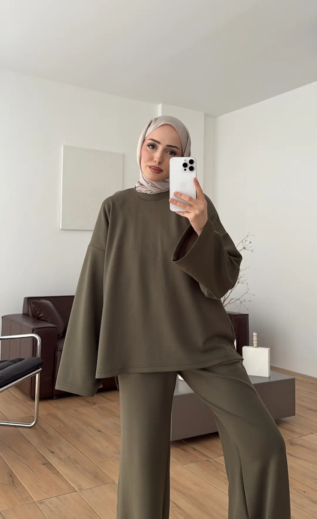 Yırtmaç Detay Takım Mevsimlik Takım Haki