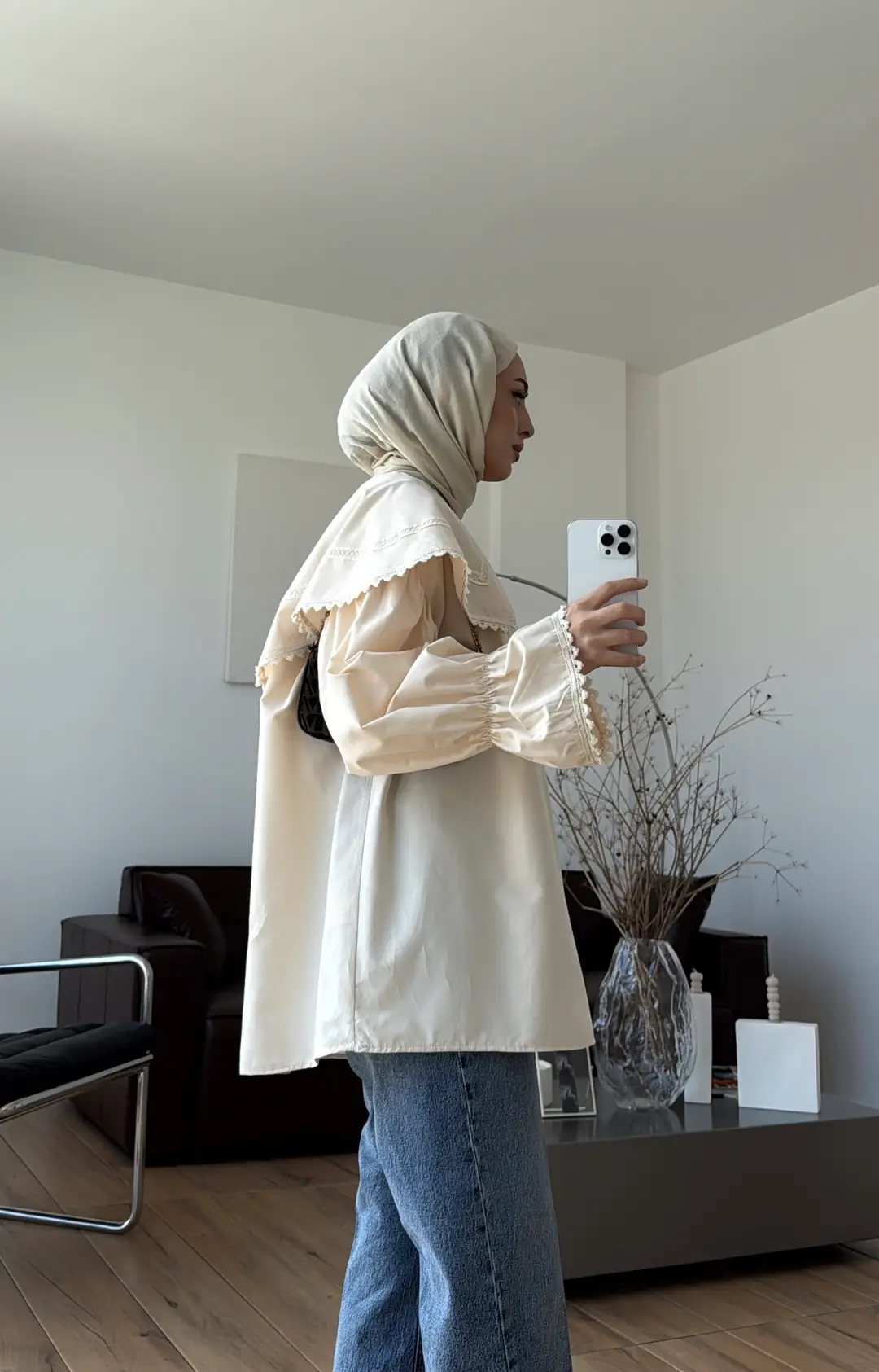 Bebe Yaka Dantel Geçişli Gömlek Krem