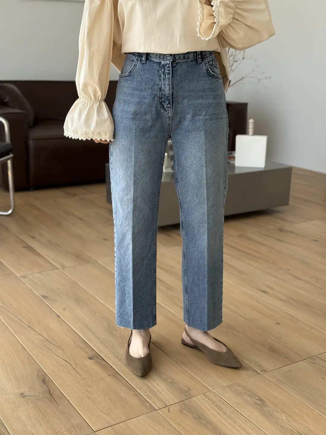 Premium Paçası Kesik Hafif İspanyol Jean R215