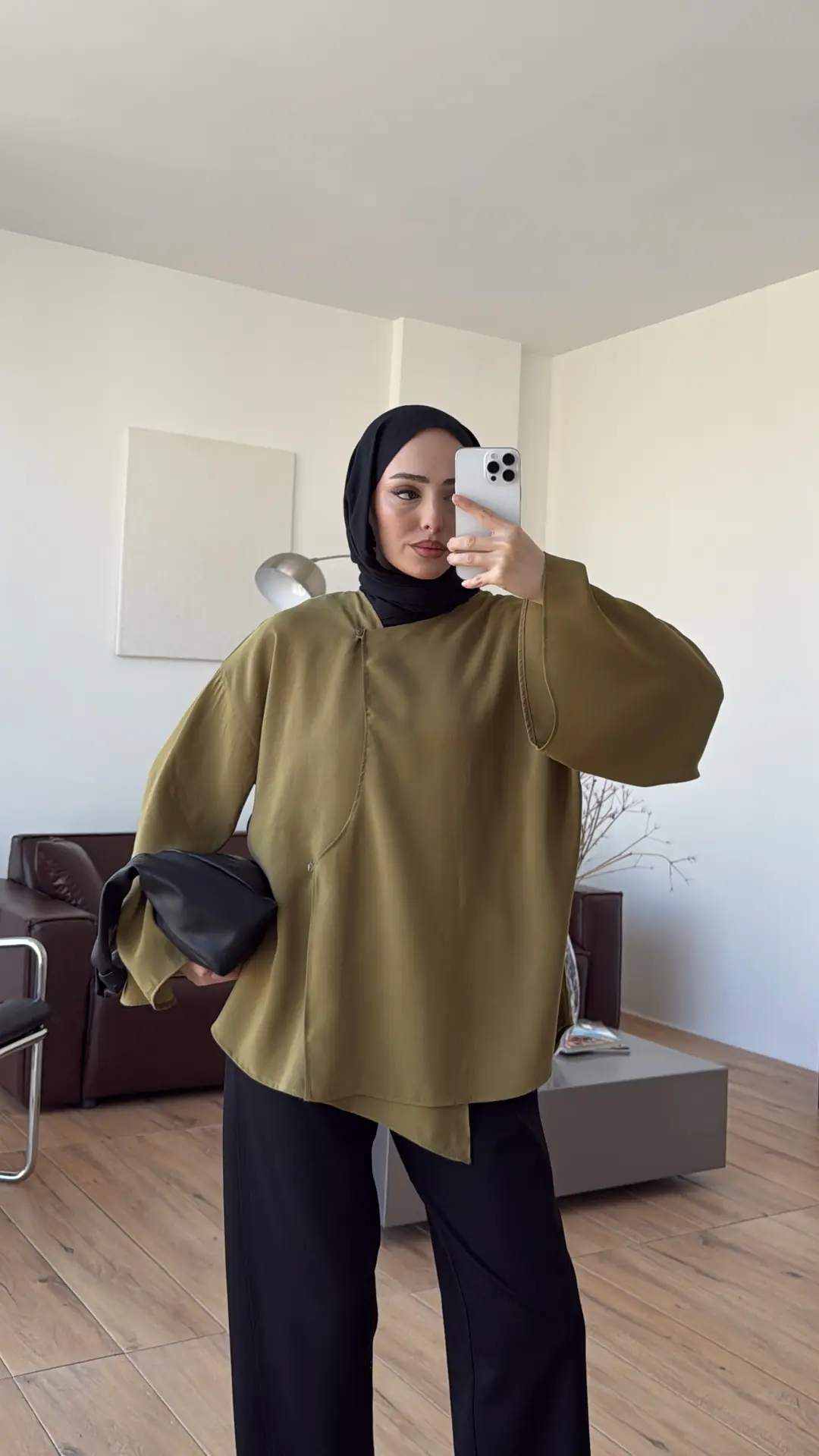 Asimetrik Kesim Bluz Yağ Yeşili