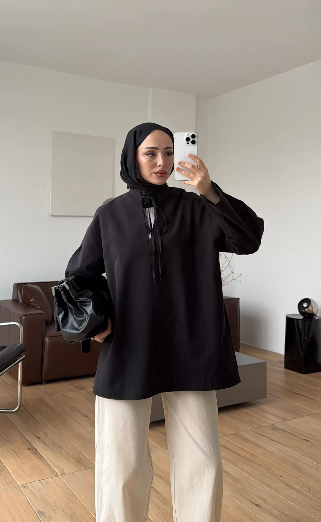 Yakası Bağlamalı Keten Bluz Siyah