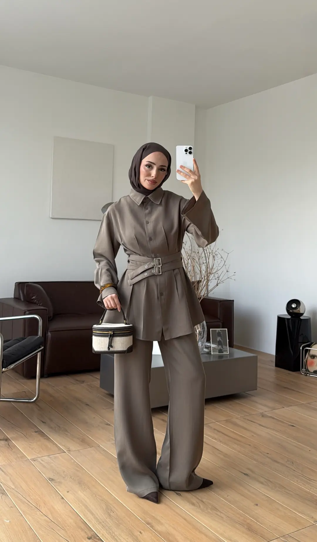 Pile Detay Kemerli Takım Vizon