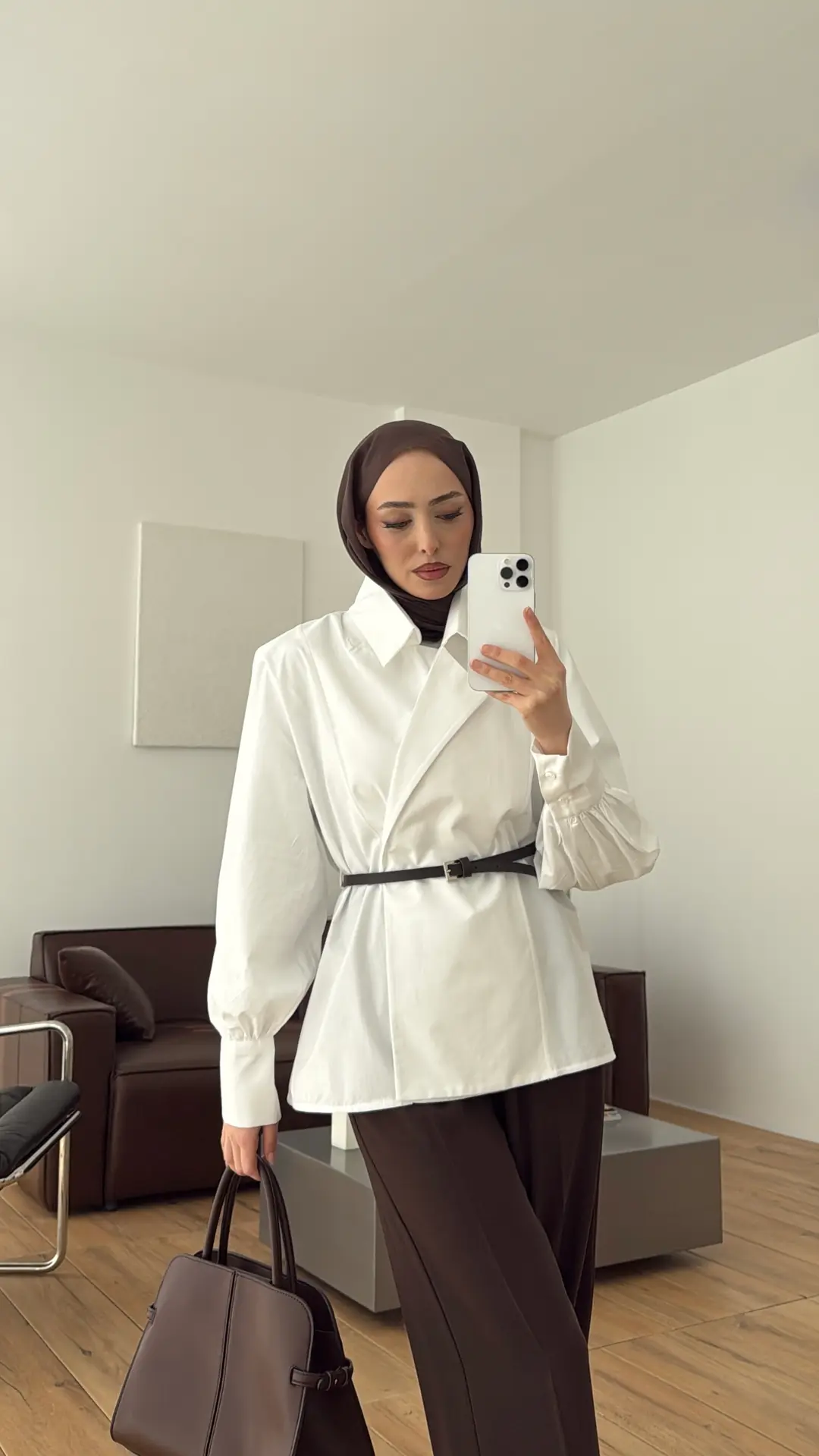 Vatkalı Kemerli Gömlek/Trenc Beyaz