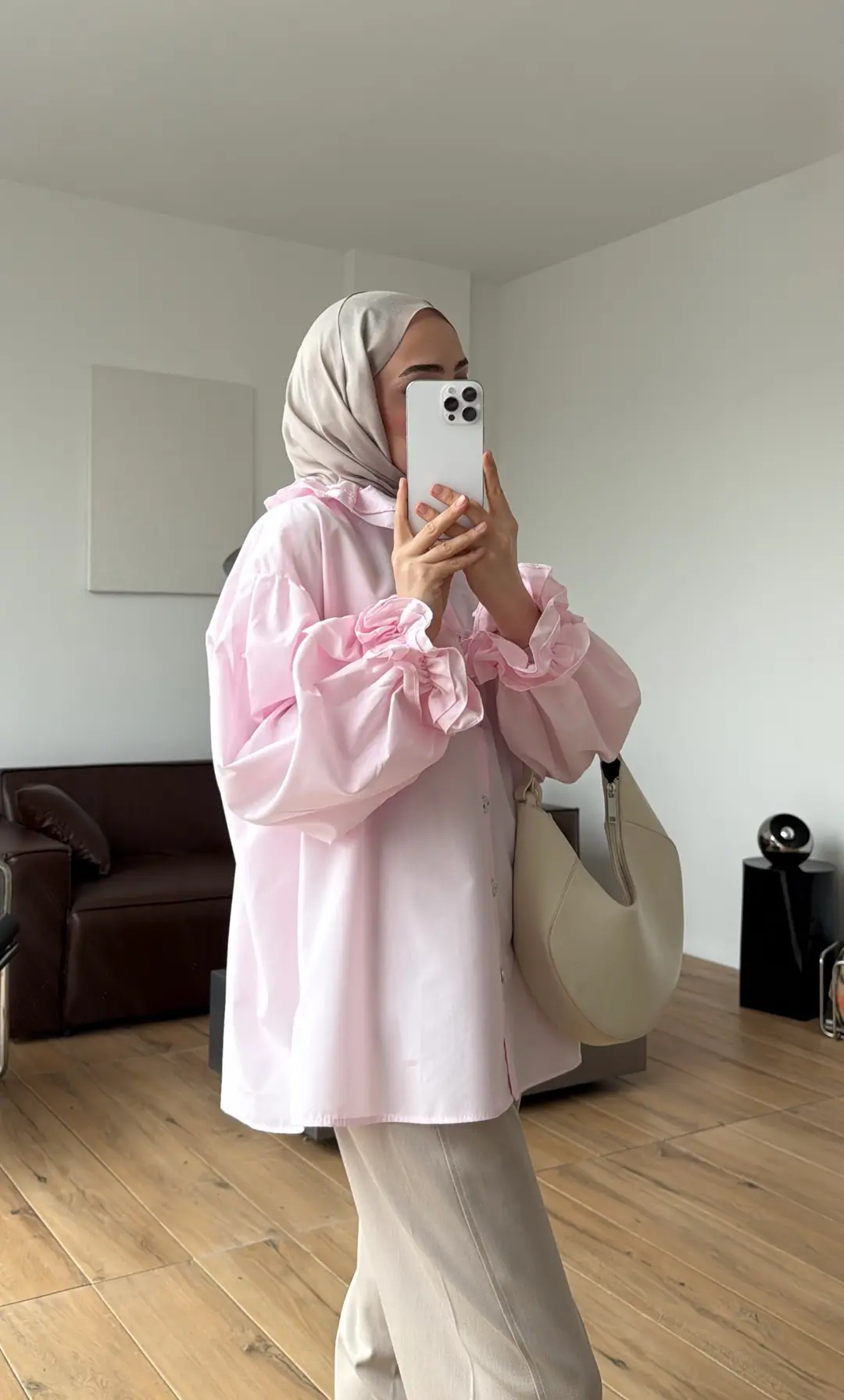 Yakası ve Kolu Fırfırlı Gömlek Pembe