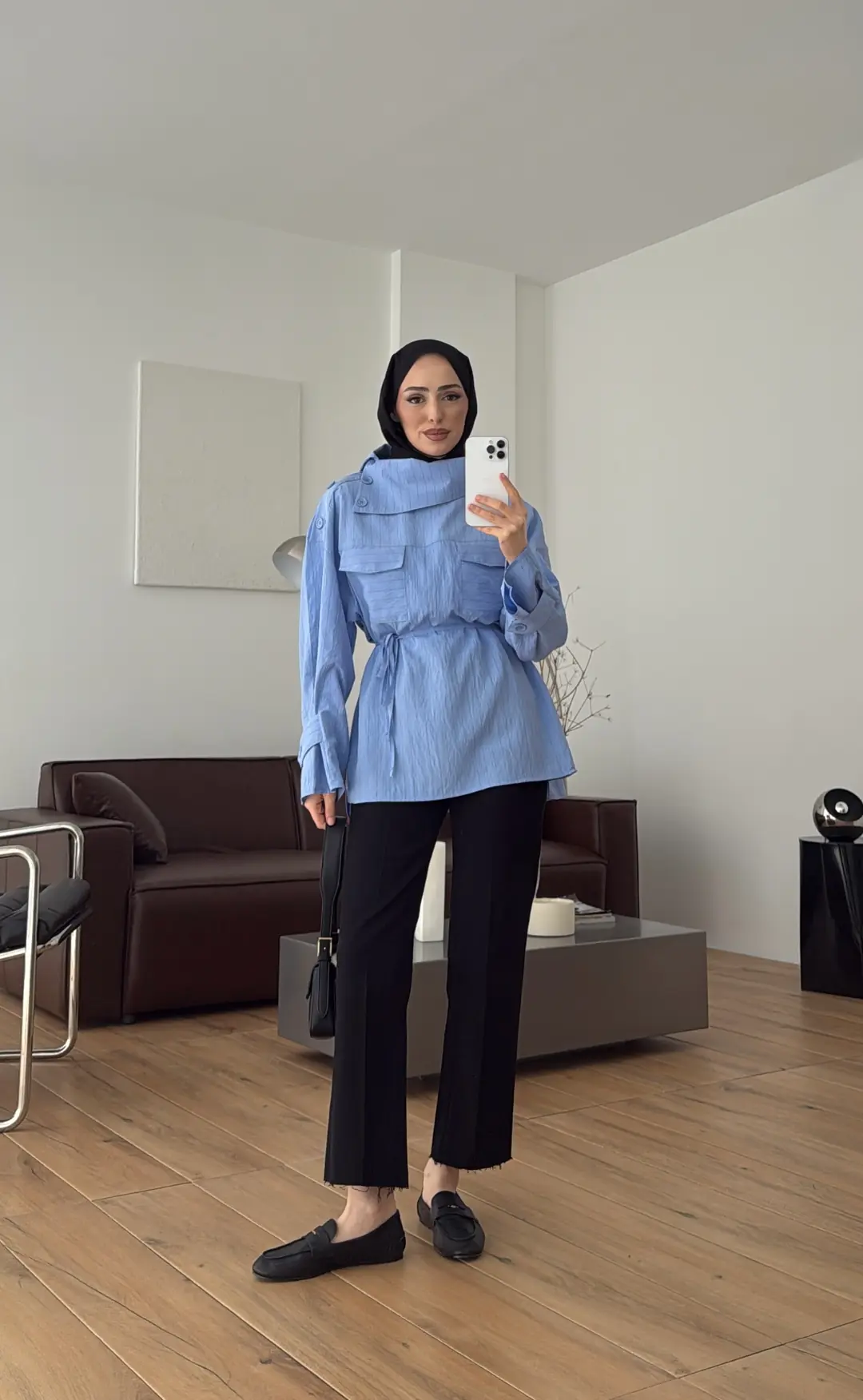 Yakası Düğme Detaylı Çizgili Gömlek Mavi