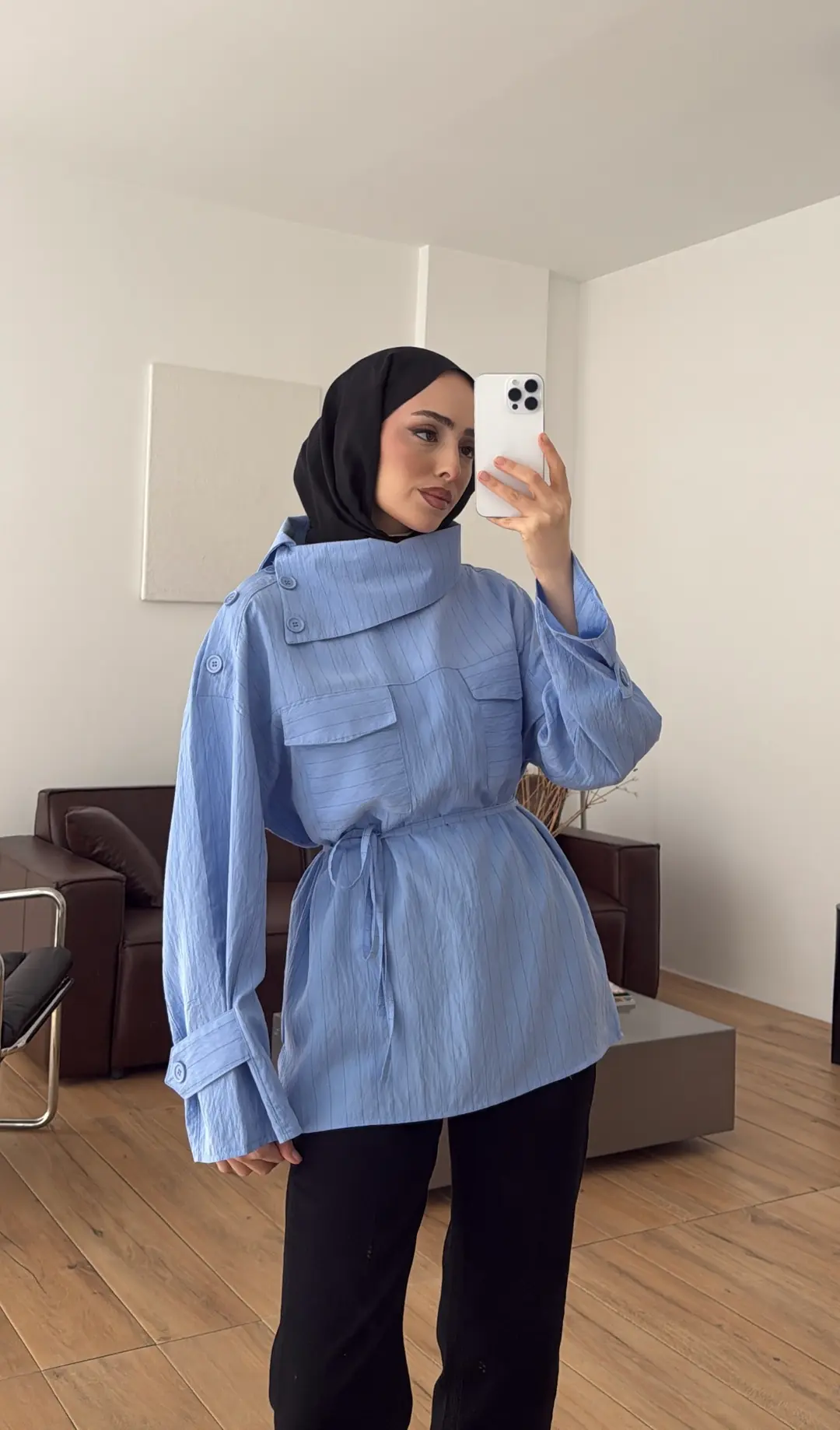 Yakası Düğme Detaylı Çizgili Gömlek Mavi