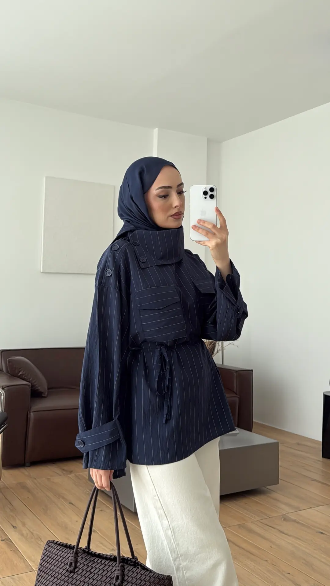 Yakası Düğme Detaylı Çizgili Gömlek Lacivert