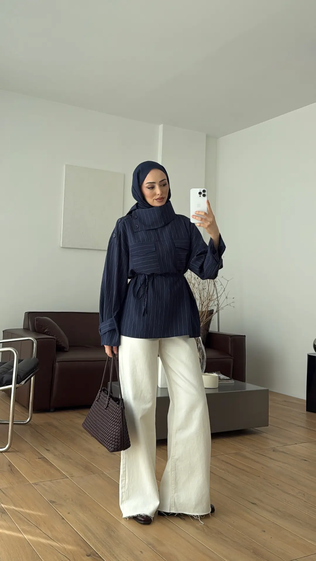 Yakası Düğme Detaylı Çizgili Gömlek Lacivert
