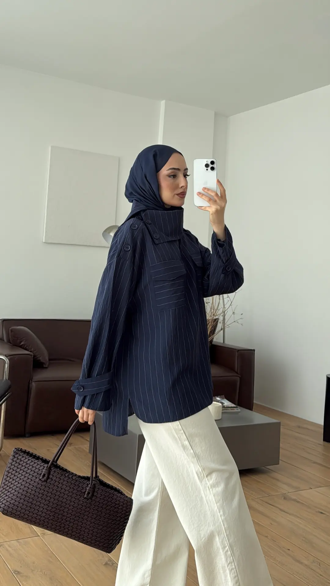 Yakası Düğme Detaylı Çizgili Gömlek Lacivert