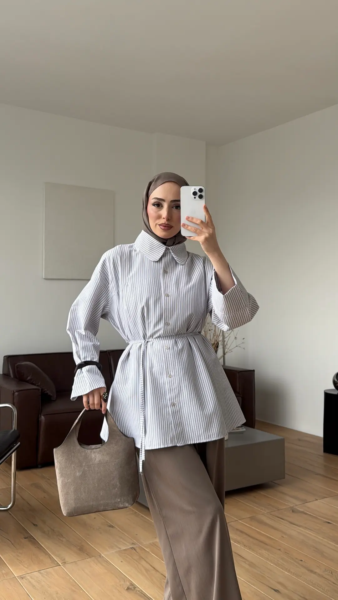 Volanlı Çizgili Gömlek Bej