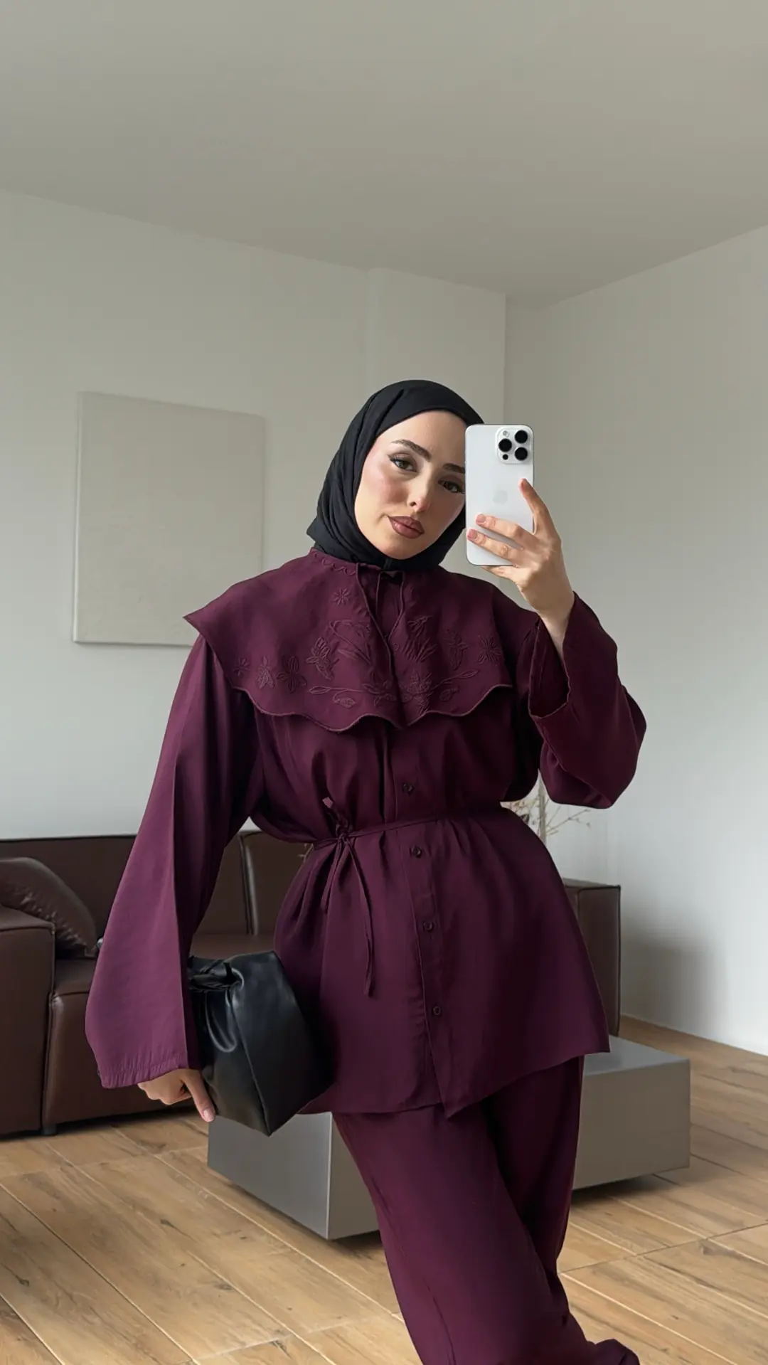 Nakışlı Mendil Yaka Takım Bordo