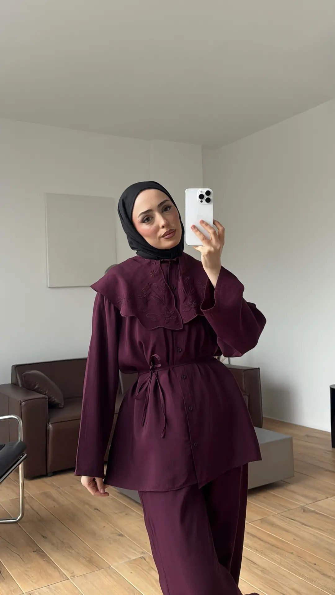 Nakışlı Mendil Yaka Takım Bordo