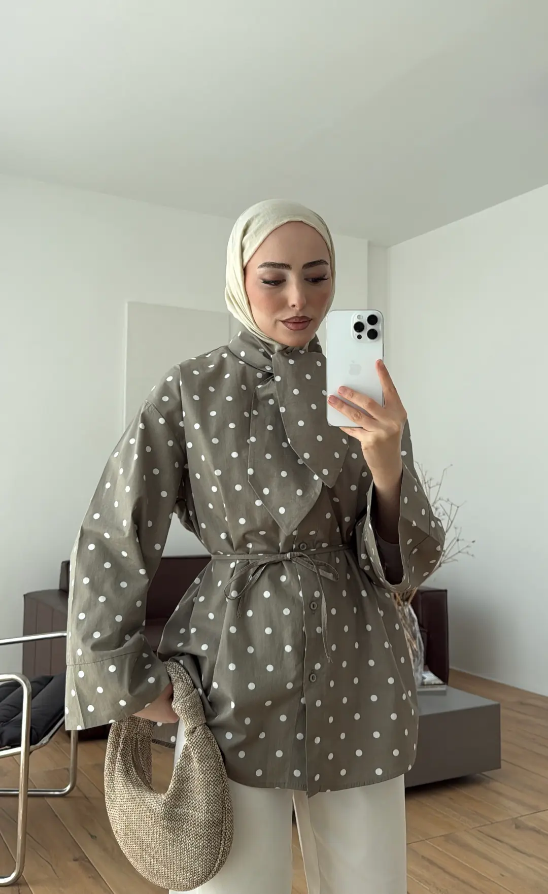 Puantiyeli Bagcıklı Gömlek Çağla